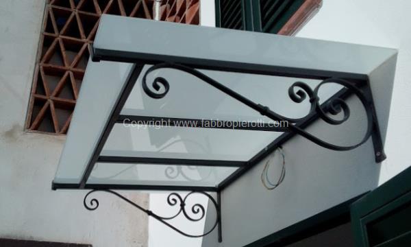 tettoie e pensiline metalliche